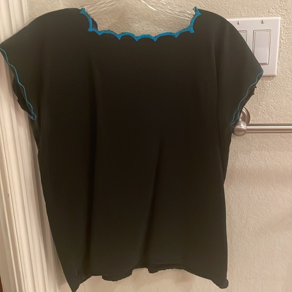 Black cotton blouse with beautiful embroidery, S - Picture 2 of 2